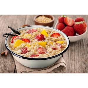 Lightweight Rice porridge with strawberry, mango and vanilla